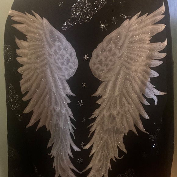 TCH Tops - GALLAXY RHINESTONES WINGS ON BACK SWEATSHIRT BRAND NEW WITH TAGS SIZE XXL